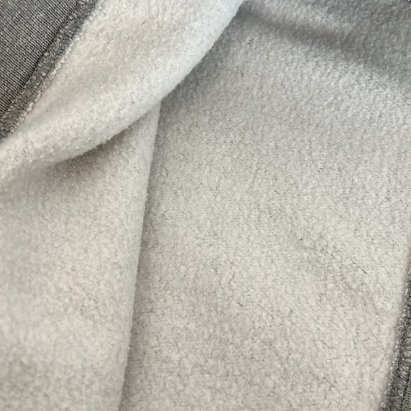 CHAMPION Fleece Hoodie - Picture 9 of 10
